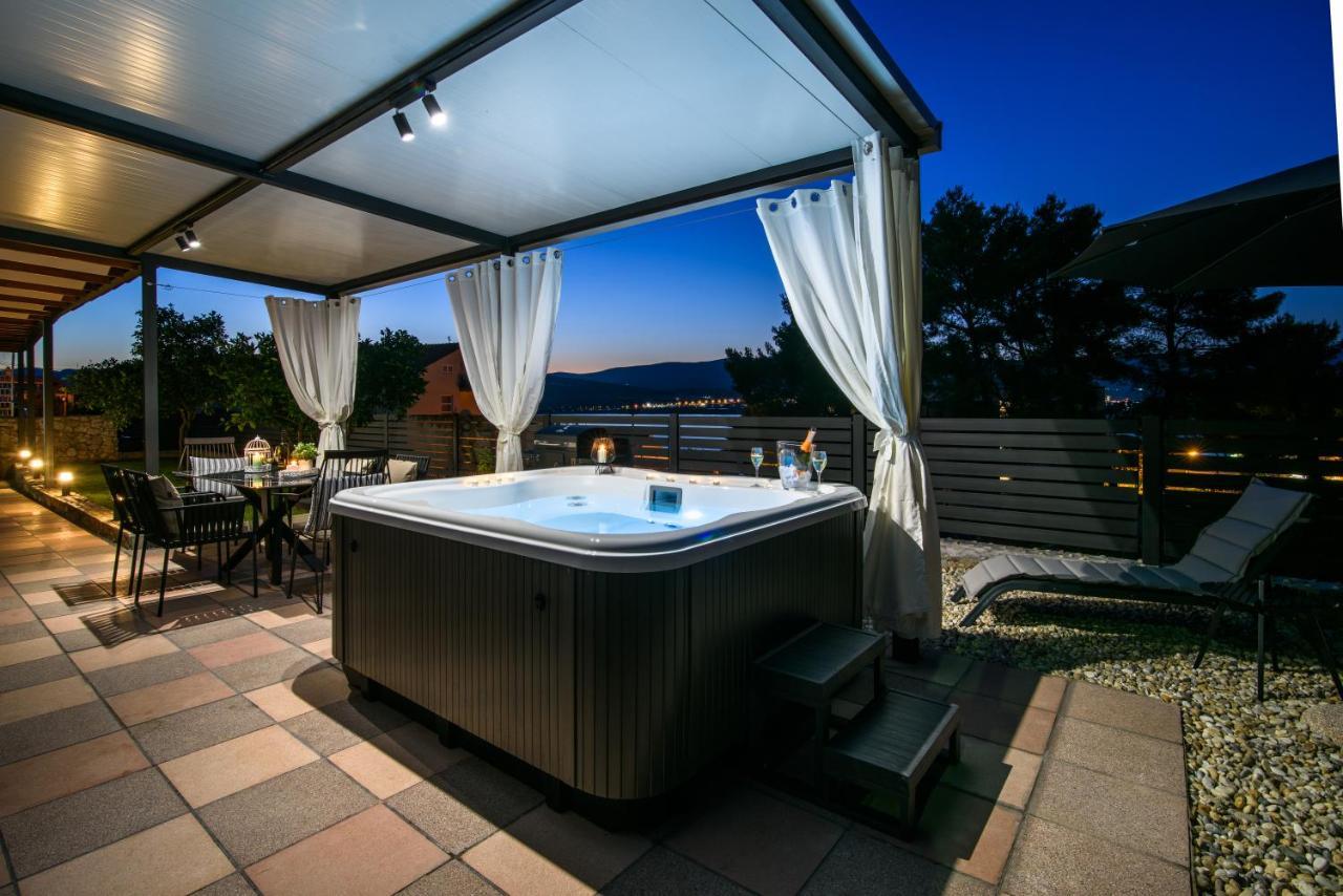 Luxury Apartment Hajdi Trogir Exterior foto